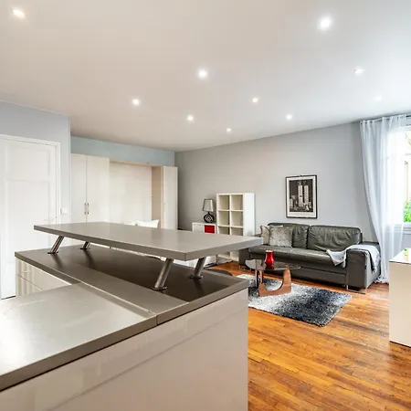 Elegant Saint-dominique Apartman